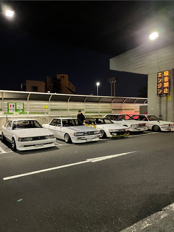 グロリアのドライブ・ナイツー最高・粉もん  うまし！に関するカスタム事例の投稿画像10枚目