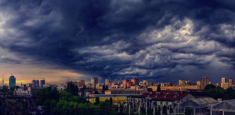 Kiev_Day_2016_05_29_HDR_Lighntings_NR_v2_Josh055_1080px