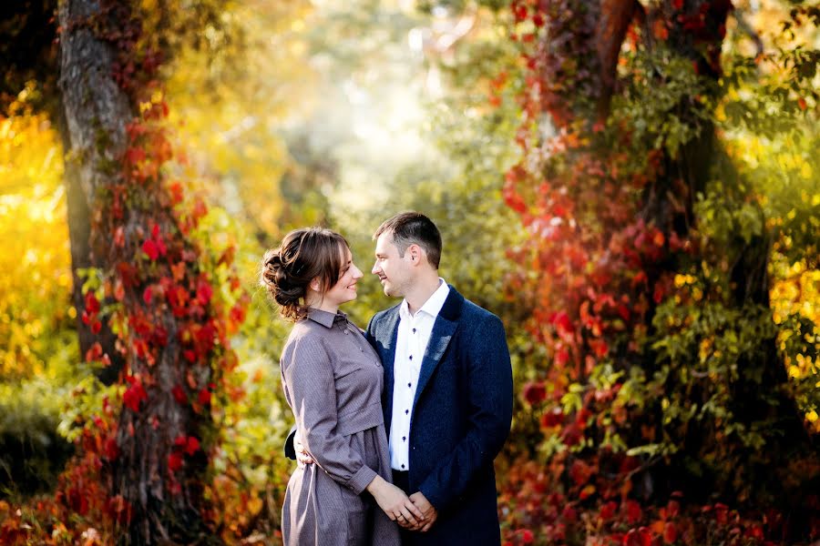 Fotógrafo de casamento Elena Miroshnik (mirlena). Foto de 17 de novembro 2018