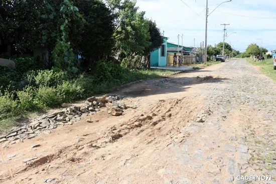 problemas rua inhatium bairro mariana 001