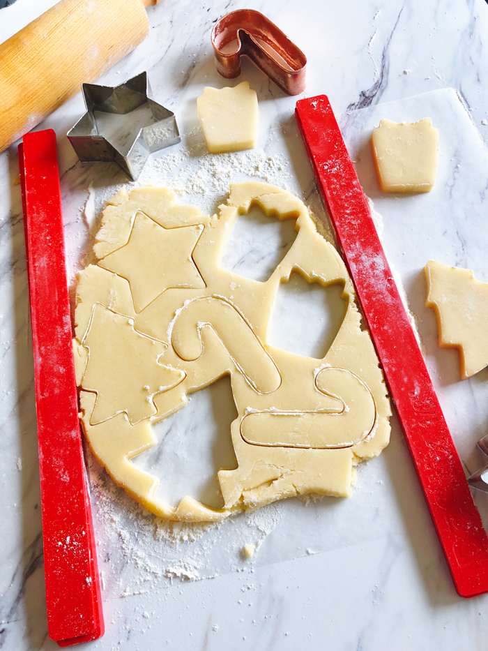 recipes and tips for christmas cookie decorating