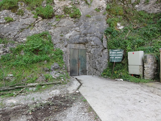 Ainhoa, St.Jean Pied Port, Puente Holtzarte, Cueva La Verna, Gargantas Kakueta. - De viaje por Francia: diarios, viajes y excursiones en coche. (35)