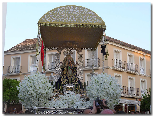 Salida procesional de Santa Ana Patrona de Dos Hermanas.