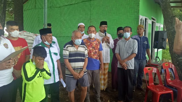 N U. Ranting Desa Marendal I Kec. Patumbak Kab. Deli Serdang / Club Rotary Medan Deli Giat Bagi Paket sembako. 