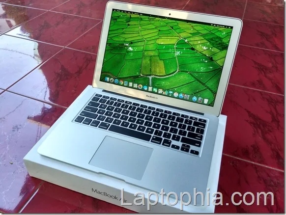 Harga Apple Macbook Air MMGF2