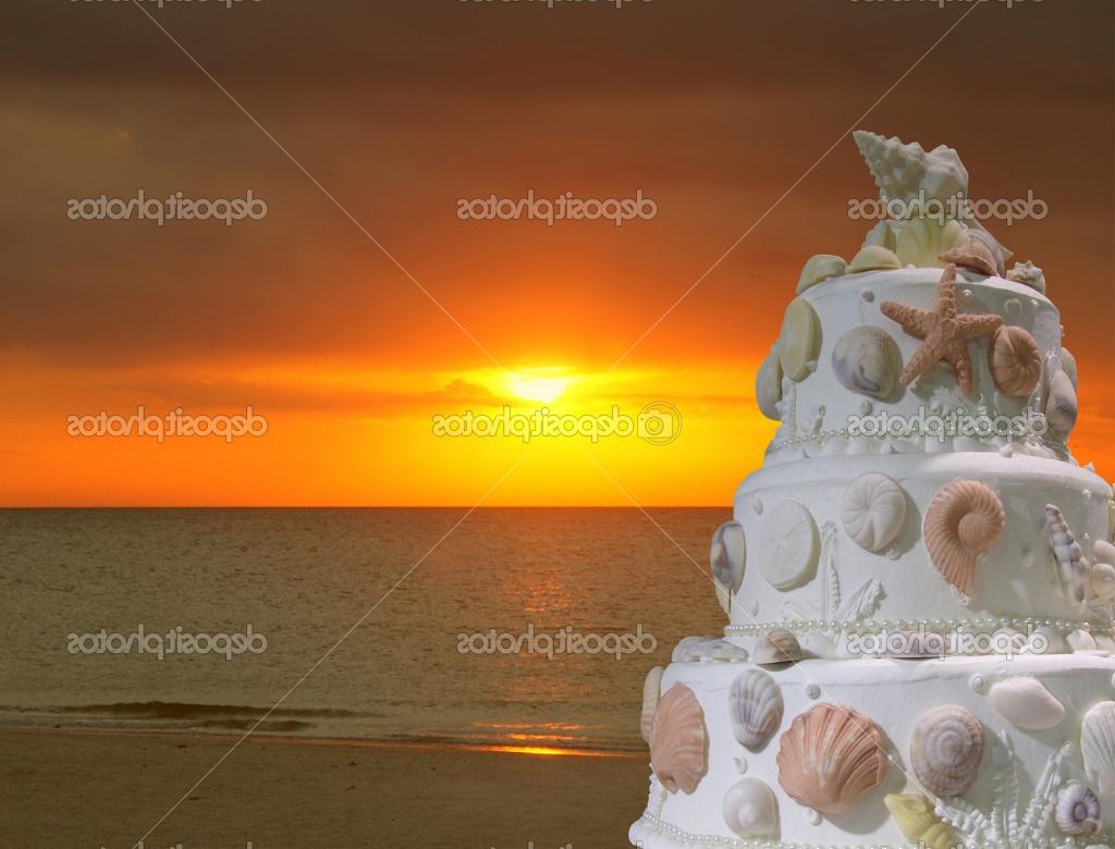 compositionl wedding cake