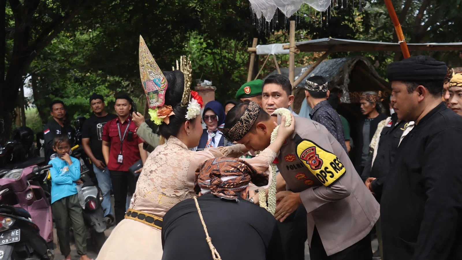 Kapolres Karawang Launcing Budayawan Kamtibmas dan Damai Untuk Pemilu Damai 2024