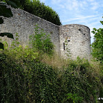 Ancien château : remparts sud