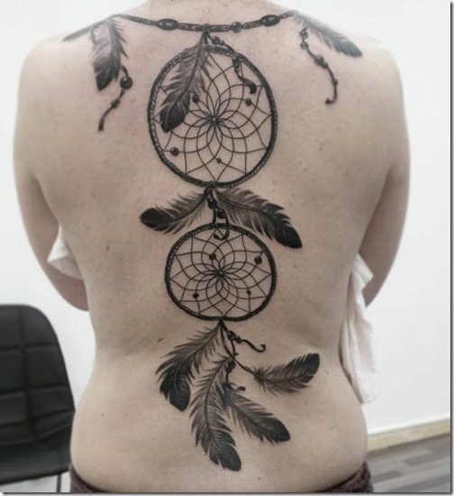 este_blackwork_la_pieza_de_la_espalda este_blackwork_la_pieza_de_la_espalda