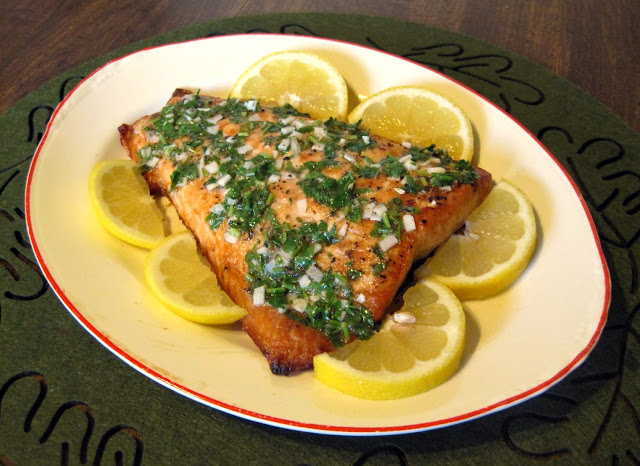 Baked Salmon with Parsley, Onion, and Lemon (Salmone Con Prezzemolo, Cipolla e Limone)