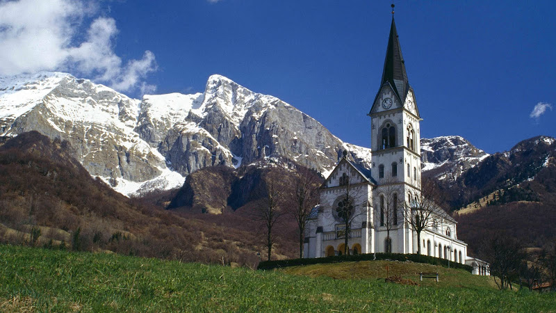 Dreznica-Church-Soca-Valley-Slovenia.jpg