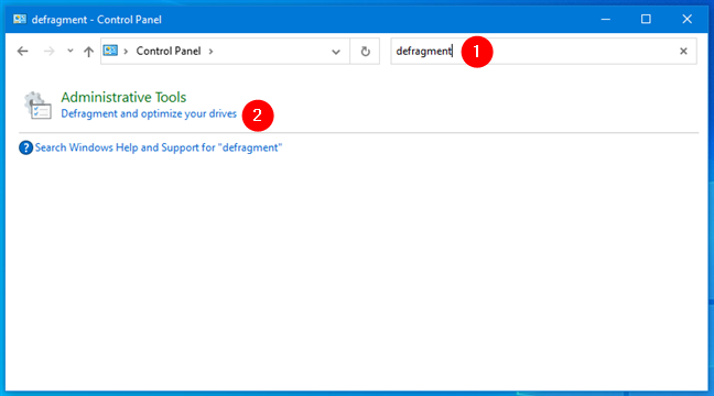 Vyhledejte defragmentaci v Ovládacích panelech z Windows 10