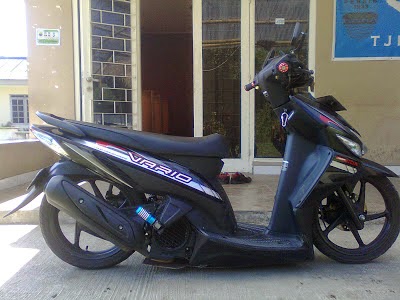 Motor Vario Modifikasi Standar