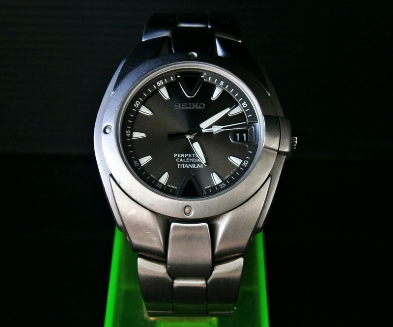 SEIKO TITANIUM PERPETUAL CALENDAR 8F32 0049 EBay