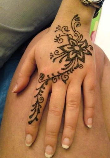henna tattoos