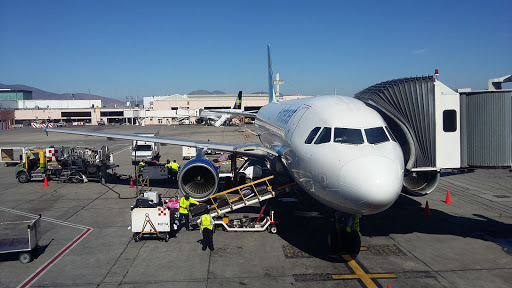 Interjet, Abelardo L. Rodriguez, Vía de la Juventud Ote, Defensores de Baja California, 22435 Tijuana, B.C., México, Servicios de viajes | BC