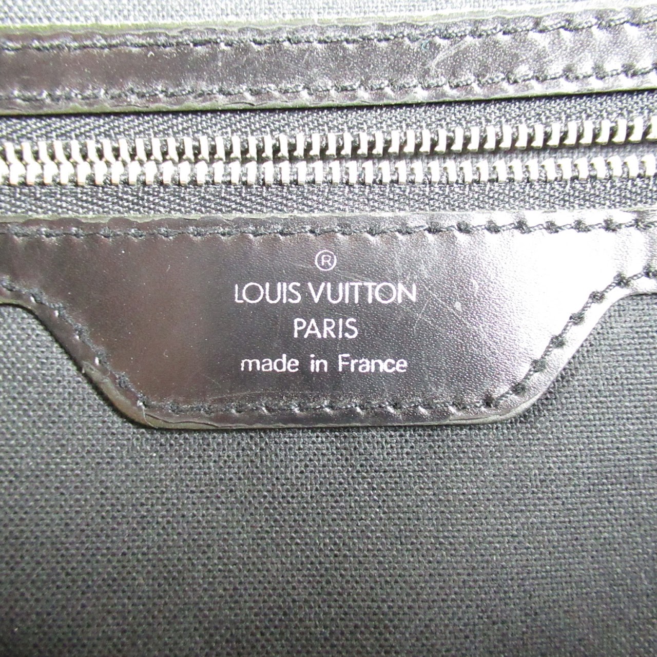 Louis Vuitton Messenger Bag