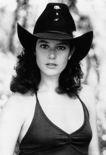 Debra Winger Profile Pics Dp Images