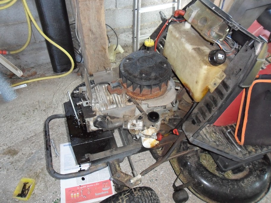 Montage Tige De Culbuteur Briggs Et Stratton
