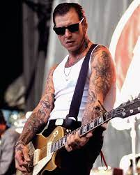 Mike Ness Net Worth, Age, Wiki, Biography, Height, Dating, Family, Career