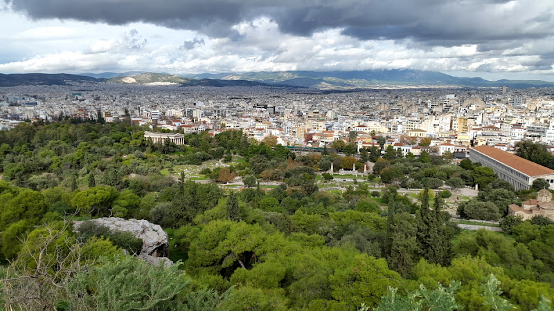 ATENAS 4 días sin calor ni turistas - Blogs de Grecia - ACROPOLIS DE ATENAS, ANAFIOTIKA Y FREETOUR (9)