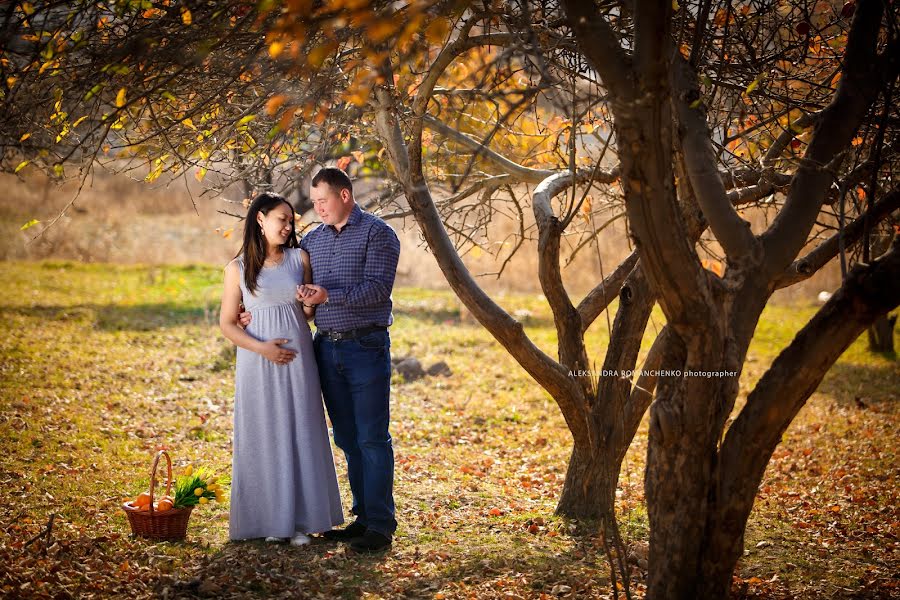 Fotografo di matrimoni Aleksandra Romanchenko (photo2012). Foto del 24 aprile 2018