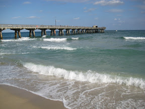 Waves and the pier at Fort Lauderdale beach