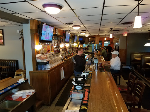 Bar «NaKato Bar & Grill», reviews and photos, 253 Belgrade Ave, Mankato, MN 56003, USA