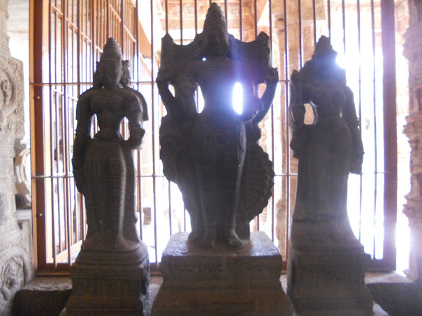 Tamil God, Lord Muruga with his two wives , Thevana & Vali