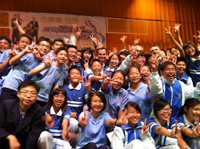 MozART group Taiwan tour 2011
with fans