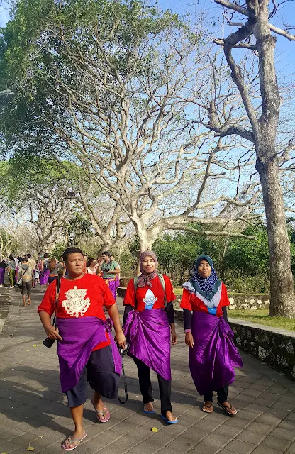 Tarian Kecak Bali di Pura Uluwatu Bali