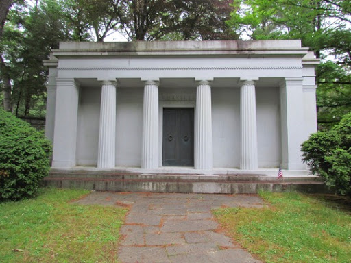 SleepyHollowCemetery-15-2015-06-15-19-48.jpg