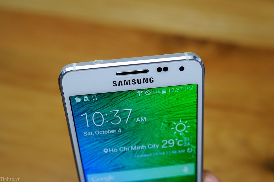 Samsung_Galaxy_Alpha-4.