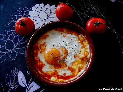 Huevos a la reina en cocotte