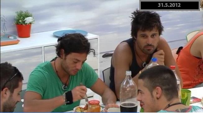 LA REVUELTA GH12+1~~~~30/5 AL 13/6 DE 2012-- 578769_433512990021174_901474813_n