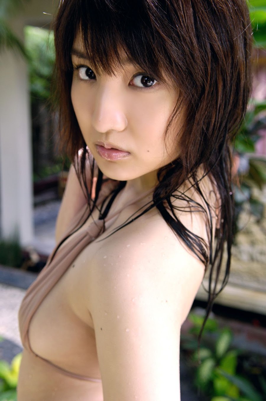 Nana Ozaki - sexy Japanese gravure idol