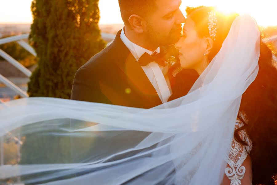 Wedding photographer Dobrinescu Mihai (mihaidobrinescu). Photo of 16 December 2021