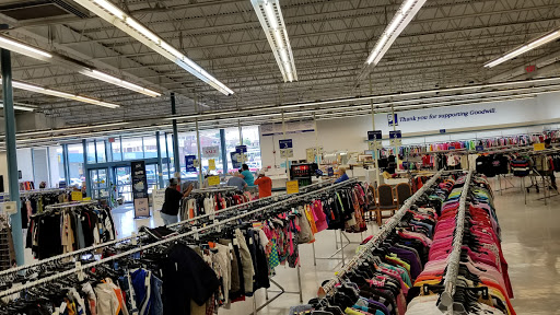 Thrift Store «Goodwill Industries of Middle Tennessee», reviews and photos, 108 Lane Pkwy, Shelbyville, TN 37160, USA