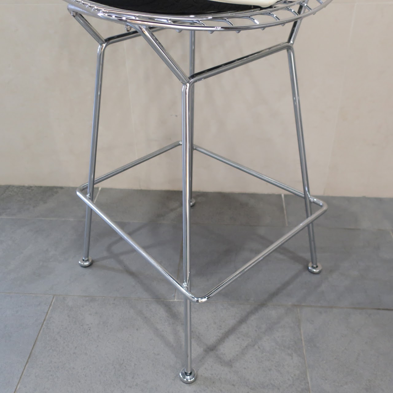 Knoll Bertoia Bar Stool Pair