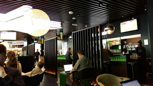 Heineken Lounge, دبي - Dubai - United Arab Emirates, Liquor Store, state Dubai