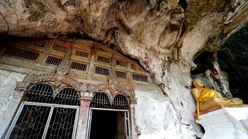 Pak Ou Caves, as cavernas dos budas defeituosos