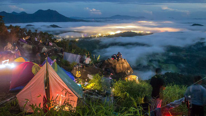 Bukit Penjamur Bengkayang