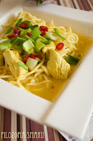 (chicken laksa