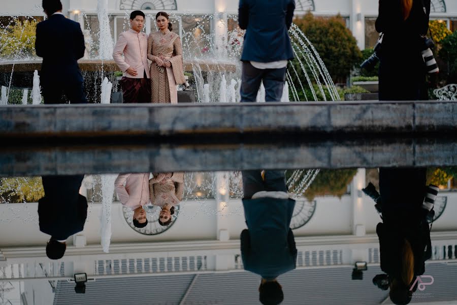 Fotógrafo de casamento Khampee Sitthiho (aramphabot). Foto de 1 de junho 2022