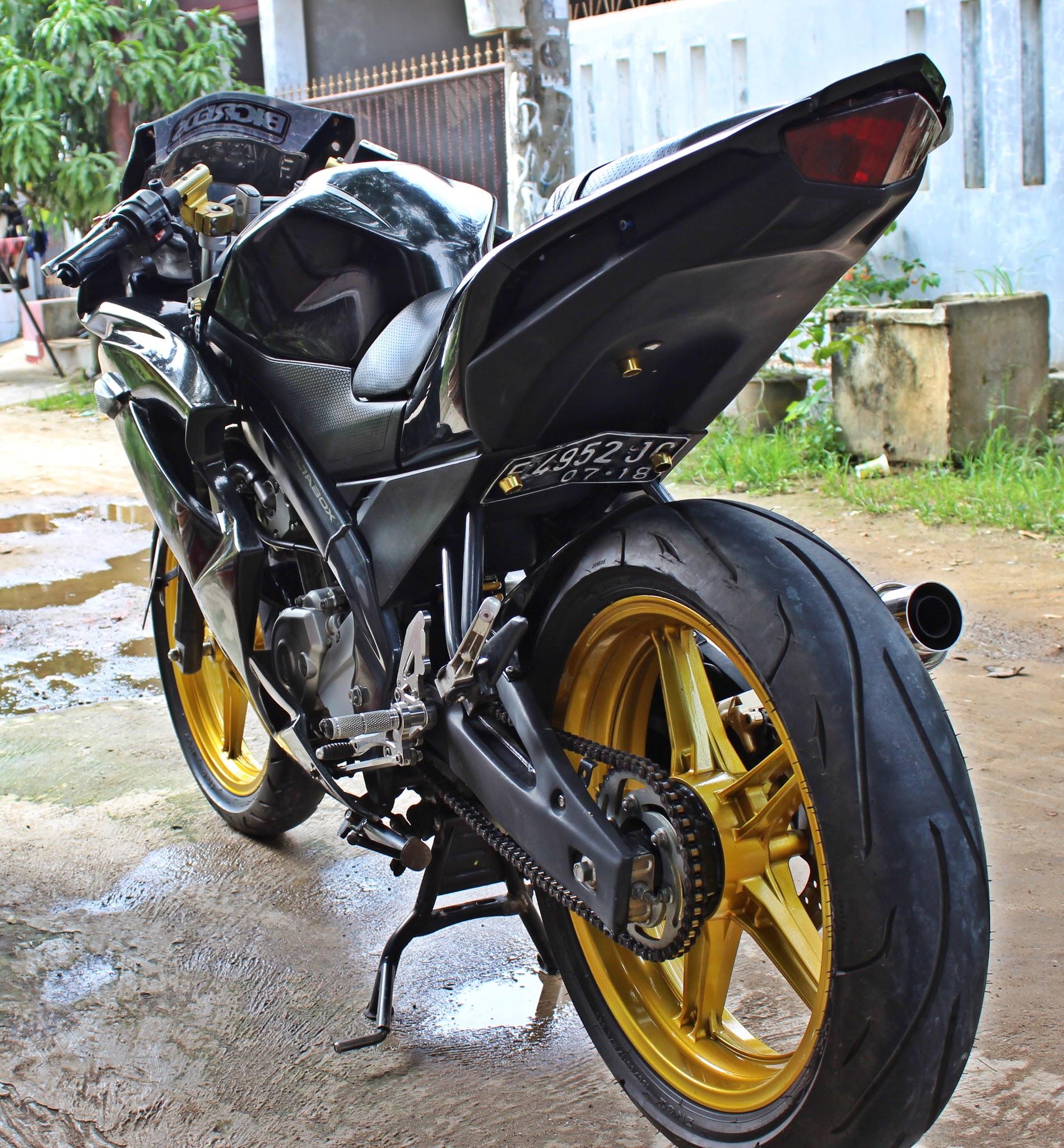 Kumpulan Gambar Modifikasi Vixion Black Terlengkap Oneng Motomania