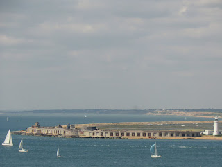 CIMG8212 Hurst Castle across the Solent