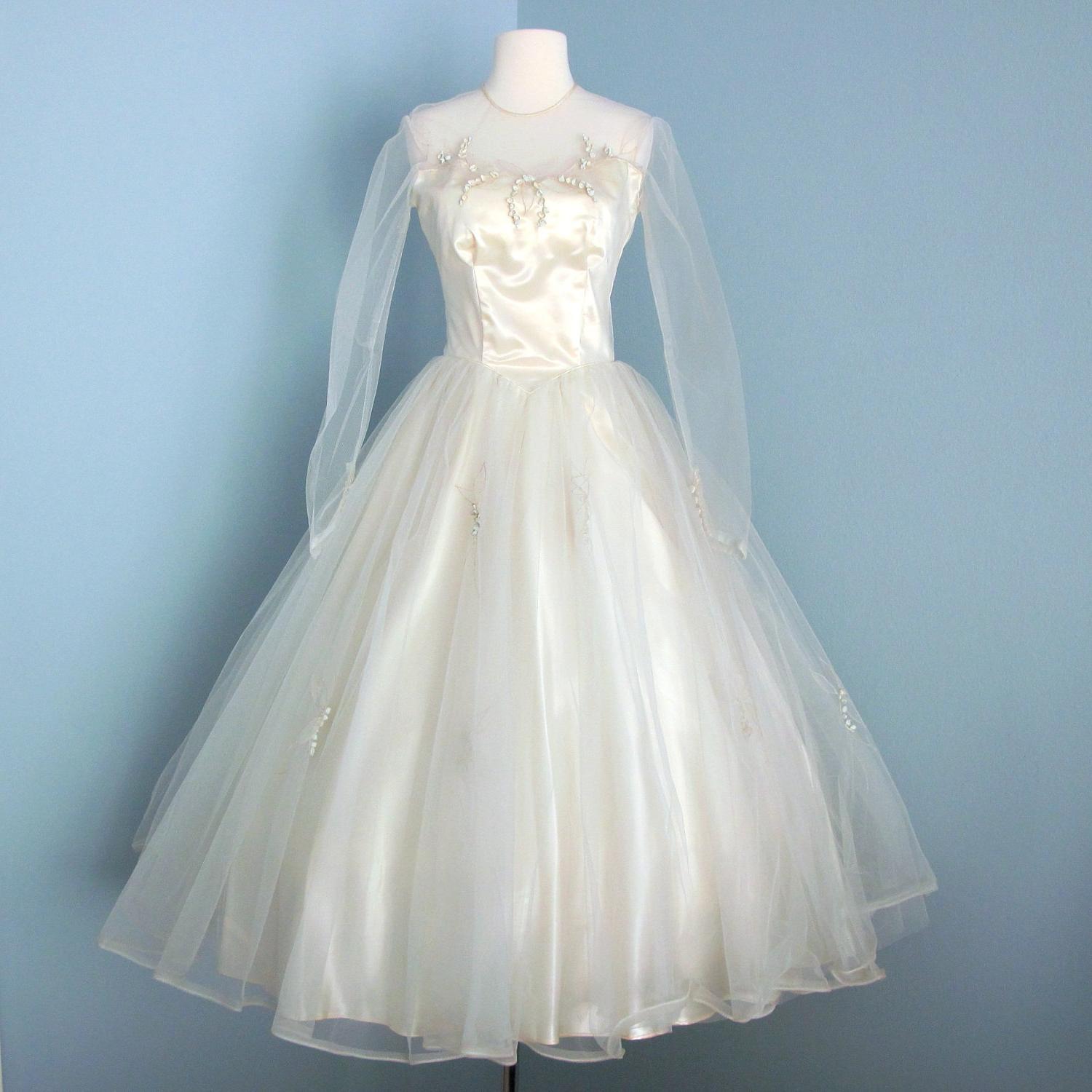 1950s Ivory Tea Length Wedding