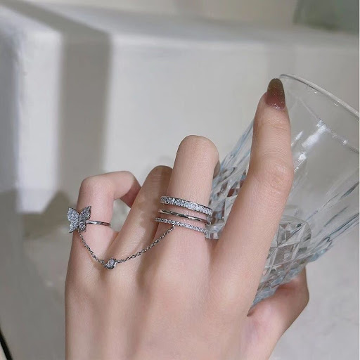 Title 3, Fashion Jewelry Butterfly Tassel Finger Ring Sm...