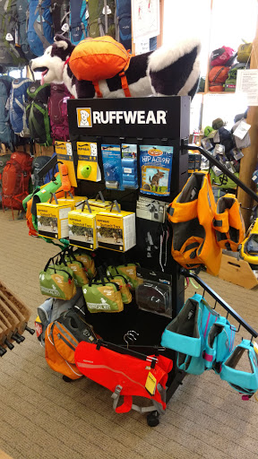 Sporting Goods Store «Great Miami Outfitters», reviews and photos, 25 E Linden Ave, Miamisburg, OH 45342, USA