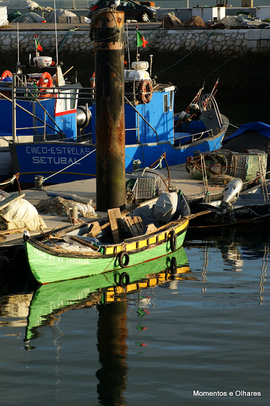 Barcos  na doca dos pescadores